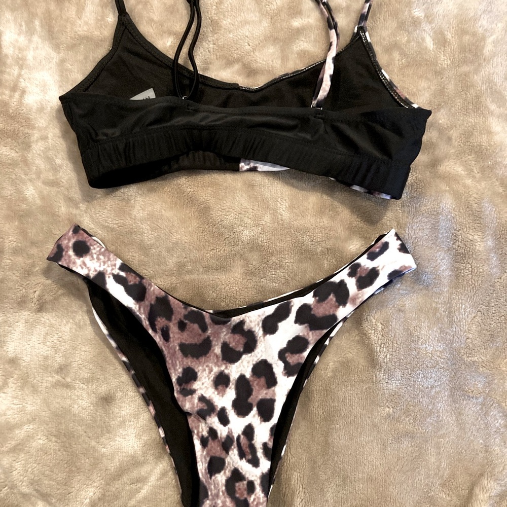 Shein leopard patterned bikini - Picture 4 of 5